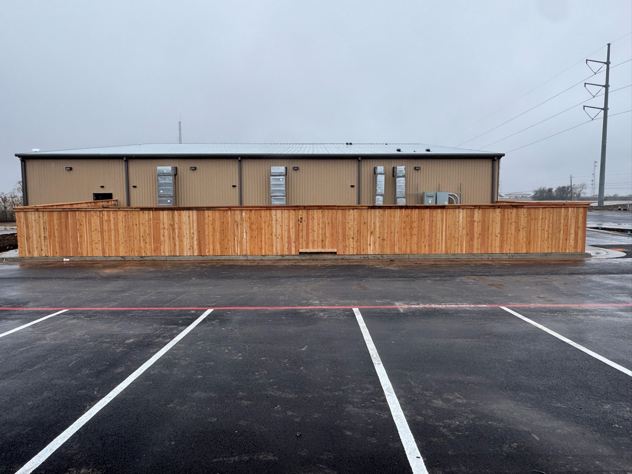 Commercial fence installation